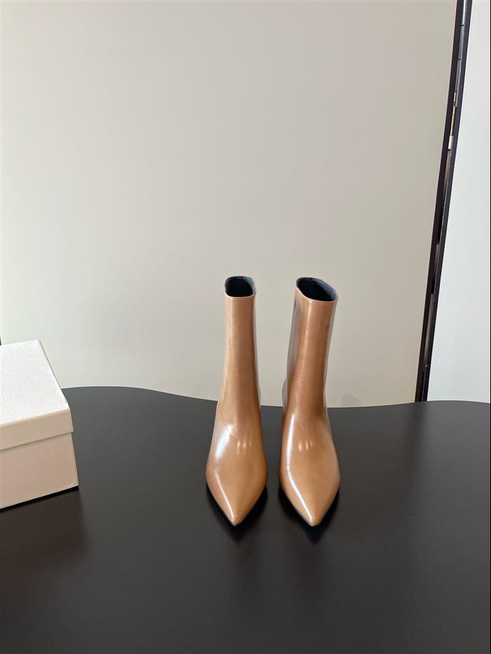 20251128172734698 390